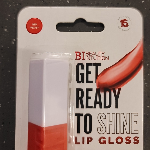 beauty intuition Makeup Nwt Bi Beauty Intuition Red Velvet Get